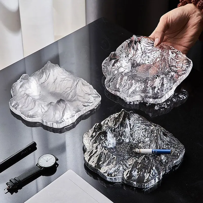Crystal-Style Trendy Ashtray With Ice-Mount Design 1