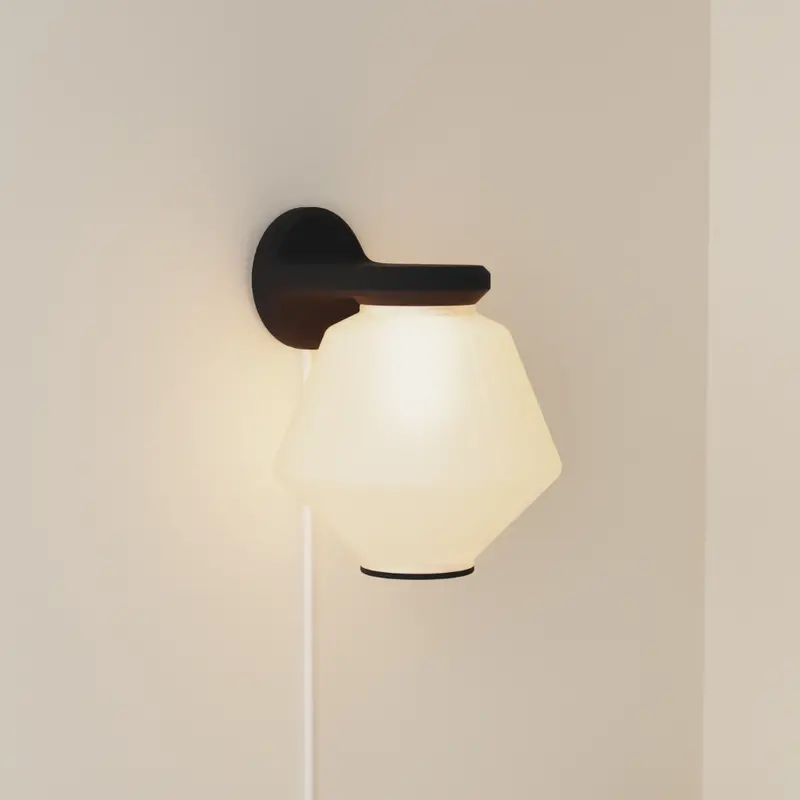 Granada Wall-Mounted Light With Artisan Design 5