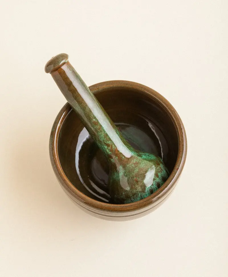 Handcrafted Granite Mortar And Pestle Set – 6-Inch Bowl 1