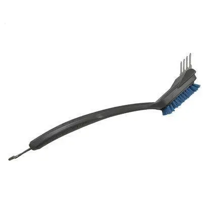 Saber Cool-Touch Heavy-Duty Grill Brush With Ergonomic Handle 1